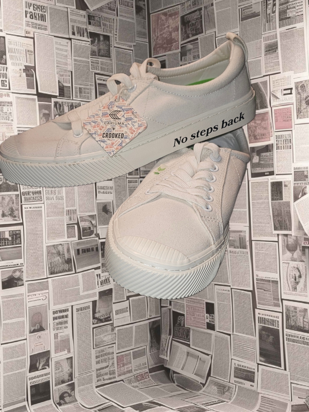 NWT Cariuma White Canvas Platform Sneakers with 'No steps back' Detail👟👣✨